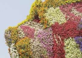 cabeza puppy perro con flores museo guggenheim bilbao