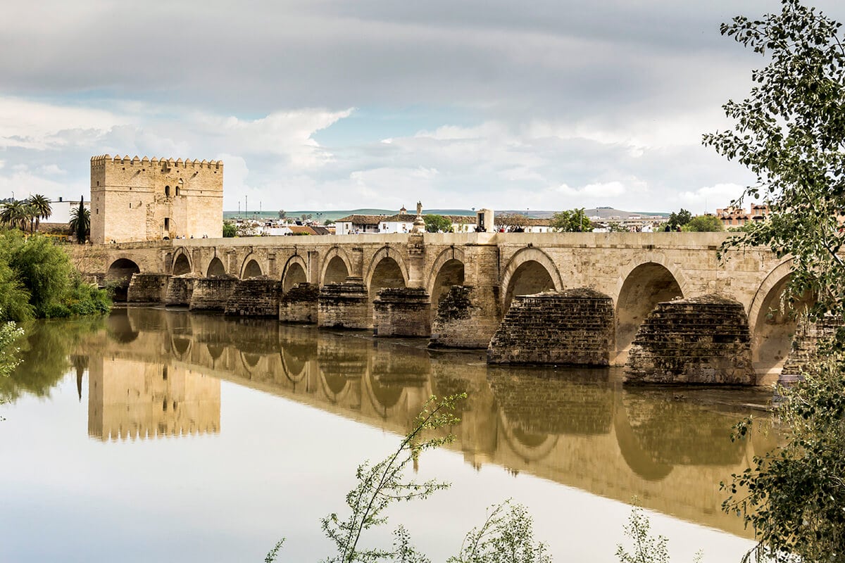 El puente de romano de Córdoba, construido hace 2000 años